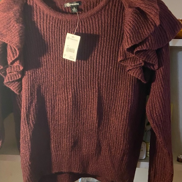 Sweater - Picture 7 of 8